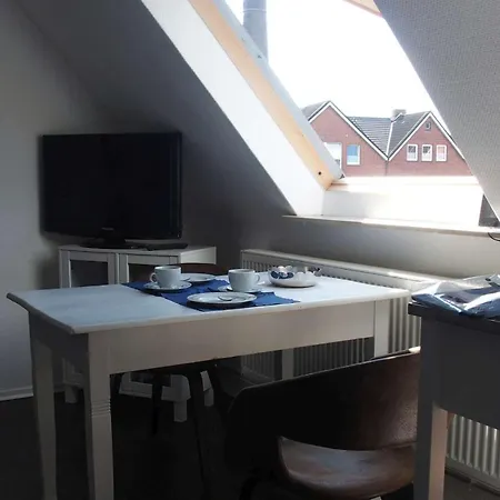 Haus Hindenburgstr 13 Luettje Land Apartment Borkum